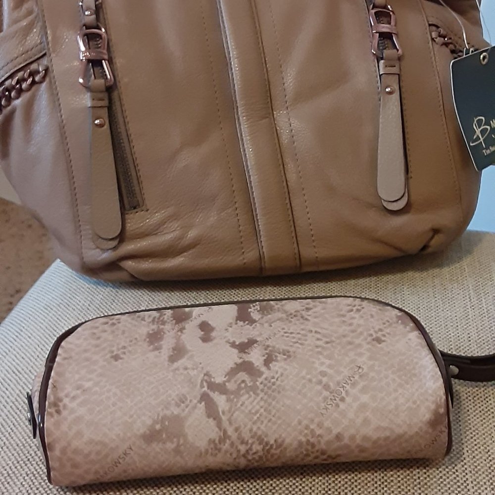Glove Leather Pocket Shopper w/Chain Detail & Case